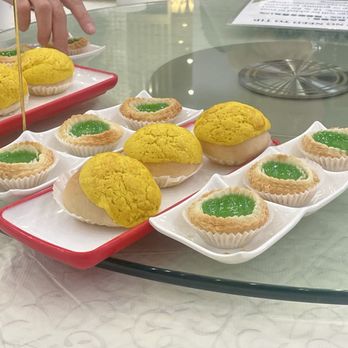 HL Peninsula Restaurant - Pandan Flavor Custard Tart - Dim Sum Near Me - Milpitas, California