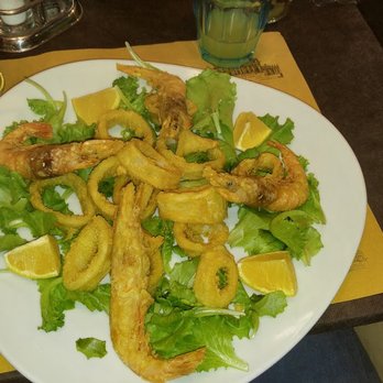 Rifugio Romano - Fried Shrimp and calamari - Pizza Near Me - Rome, RM Rifugio Romano - Fried Shrimp and calamari - Pizza Near Me - Rome, RM