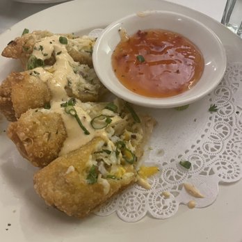 Angie's Seafood - Crab and shrimp egg roll - Seafood Near Me - Baltimore, Maryland