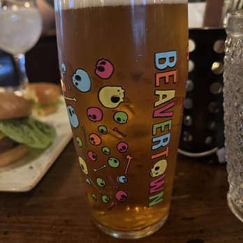 The Swan - Beer - Pubs Near Me - London, XGL The Swan - Beer - Pubs Near Me - London, XGL
