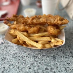 Tugboat Fish and Chips - Fish and prawn combo. Yum!!