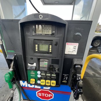 Moe’s Stop - Pump - Gas Stations Near Me - San Jose, California