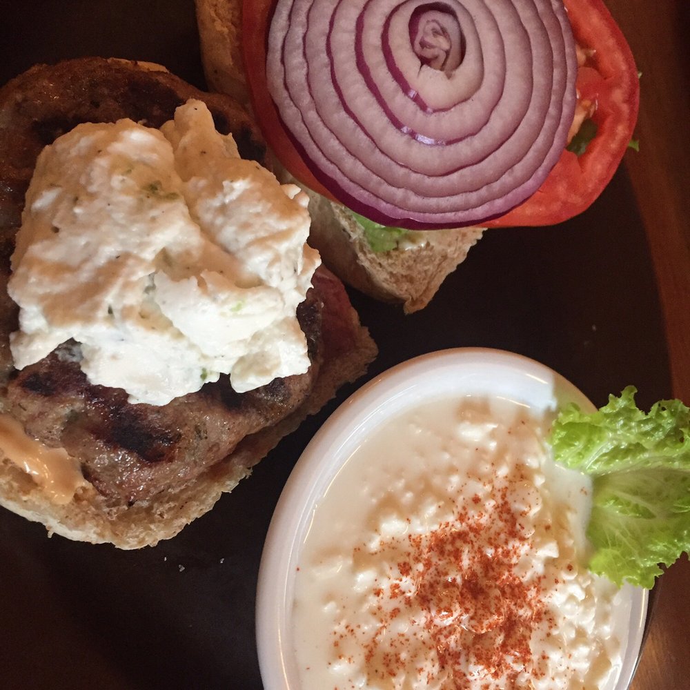 Main Street Diner - Sandwiches Near Me - Nelson, British Columbia