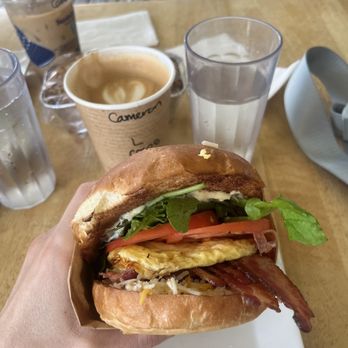 Hanalei Bread Company - Breakfast & Brunch Near Me - Hanalei, Hawaii