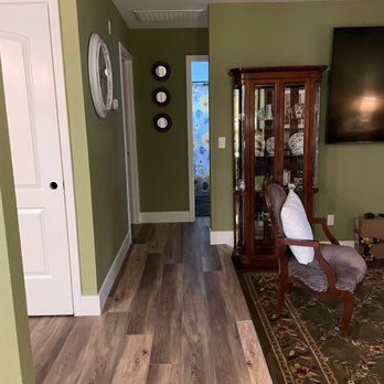 Granite Gallery - a view of a living room - General Contractors Near Me - Turlock, California