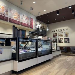 Grycan - Front of cafe