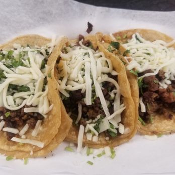 Los 2 Pollos - Steak tacos - Mexican Near Me - Rolling Meadows, Illinois