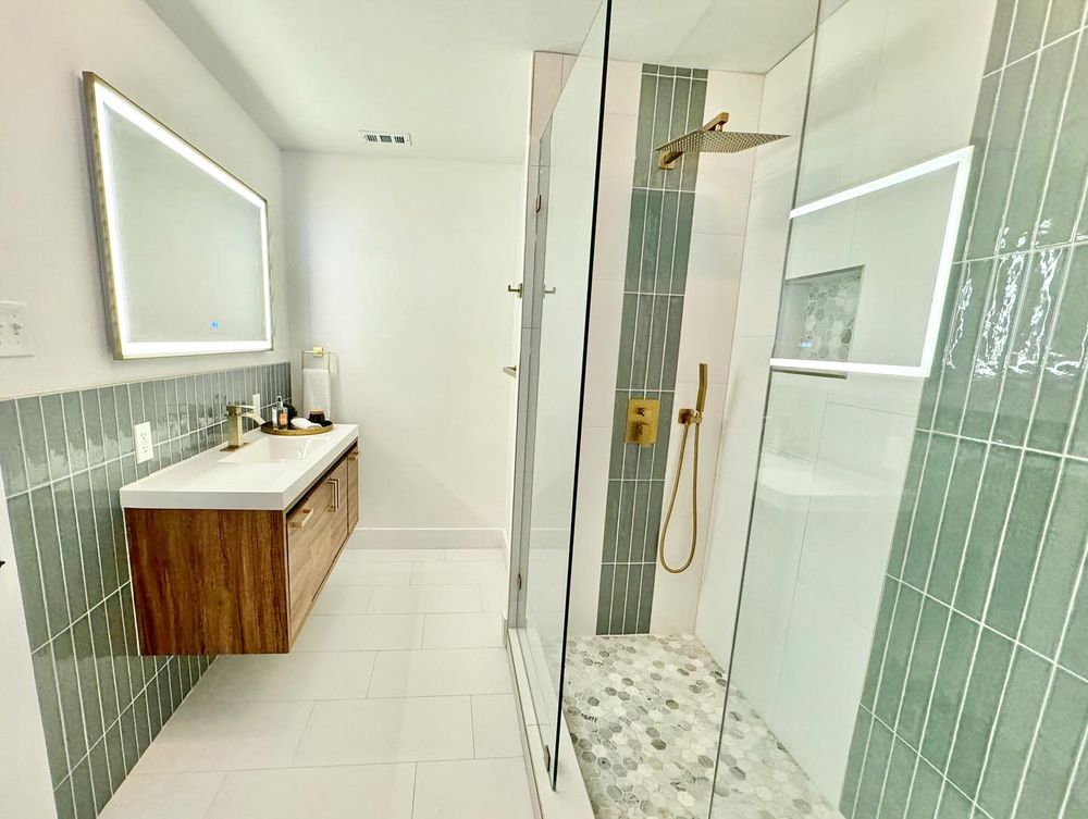 Slide of Frontstar Construction