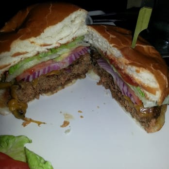 Yard House - Once I built my burger, what the inside of the Classic Cheeseburger - New American Near Me - Irvine, California Yard House - Once I built my burger, what the inside of the Classic Cheeseburger - New American Near Me - Irvine, California