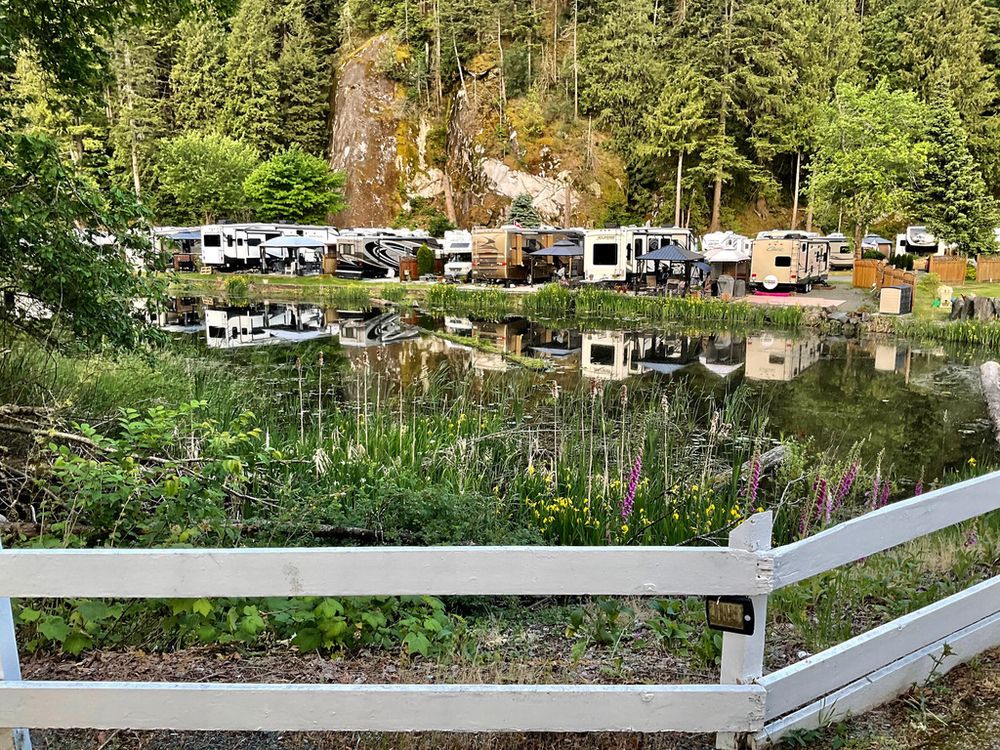 HARRISON COUNTRY CLUB RV Updated August 2024 11 Photos 400 Hot