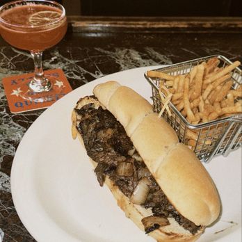 Rodeo Bar - Bulleye Cheesesteak, Rodeo Sunset - Bars Near Me - Dallas, Texas
