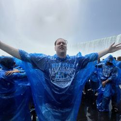 Niagara Falls Adventure Tours - AMAZING