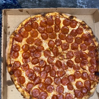 Brooklyn Pizza Bartram Park - Pepperoni Pie XL (18 inch) - Pizza Near Me - Jacksonville, Florida