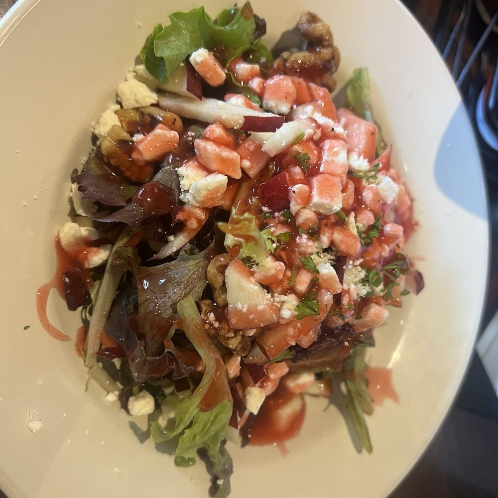 Sparky's Landing - Spring salad, apple, cranberry's and feta with raspberry vinaigrette - Steakhouses Near Me - Mount Shasta, California Sparky's Landing - Spring salad, apple, cranberry's and feta with raspberry vinaigrette - Steakhouses Near Me - Mount Shasta, California
