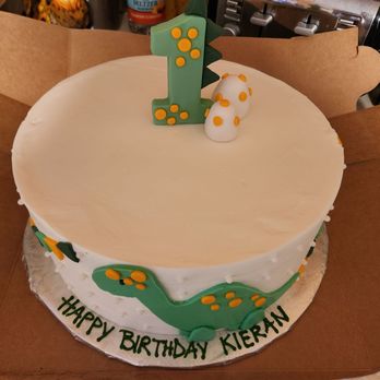 Sweet Beginnings Bakery - Before cutting! - Bakeries Near Me - Kenmore, New York Sweet Beginnings Bakery - Before cutting! - Bakeries Near Me - Kenmore, New York