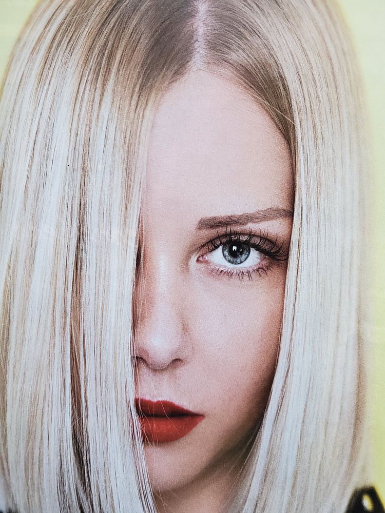 Peter Devine Hair Design Logo