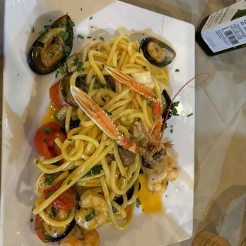 Il Peperoncino - Seafood spaghetti - Italian Near Me - Pisa, PI