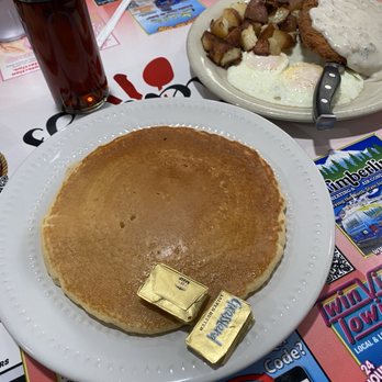 Trendy's - Chicken Fried Steak, Pancake - Breakfast & Brunch Near Me - Redding, California