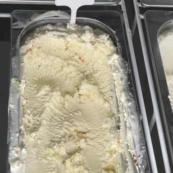Santini's Sweets and Gelato - Christmas tree cake!! - Gelato Near Me - Justin, Texas Santini's Sweets and Gelato - Christmas tree cake!! - Gelato Near Me - Justin, Texas