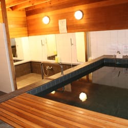 The Japanese Bath House - Upstairs bath.