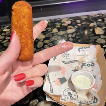 Dos Croquetas - Bakeries Near Me - Miami, Florida