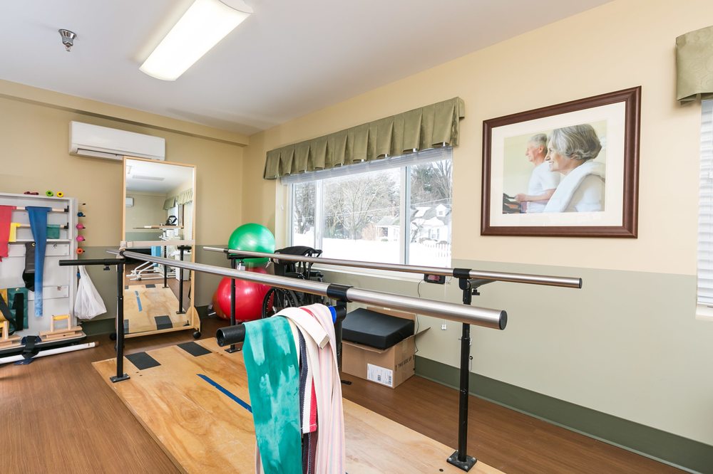 CHAPEL HILL NURSING CENTER Updated October 2024 16 Photos 4511