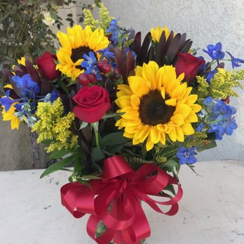 Amazing Flowers - Florists Near Me - Baypoint , California