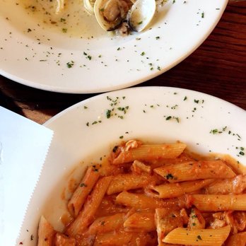 Viztango Cafe - penne vodka - Italian Near Me - Los Angeles, California Viztango Cafe - penne vodka - Italian Near Me - Los Angeles, California