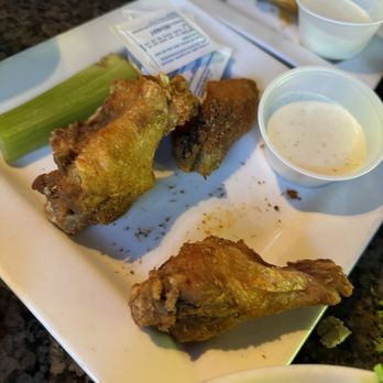 Jonathan's Grille - wings - American Near Me - Franklin, Tennessee