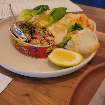 Vulcania - Tuna... in a can... not pictured? Spaghettios poured out of a can table side lol - Italian Near Me - Mammoth Lakes, California Vulcania - Tuna... in a can... not pictured? Spaghettios poured out of a can table side lol - Italian Near Me - Mammoth Lakes, California