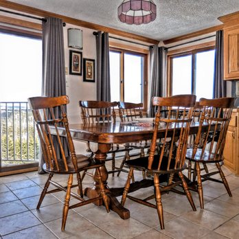 Mountaintop Condos - Plenty of room for family meals - Vacation Rentals Near Me - Snowshoe, West Virginia Mountaintop Condos - Plenty of room for family meals - Vacation Rentals Near Me - Snowshoe, West Virginia