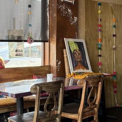Qusqo Bistro and Gallery - Inside