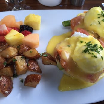 The Raymond 1886 - Eggs Benedict with Smoked Salmon!!! - New American Near Me - Pasadena, California The Raymond 1886 - Eggs Benedict with Smoked Salmon!!! - New American Near Me - Pasadena, California