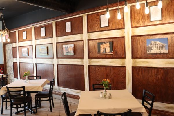 Explorers Bistro by null