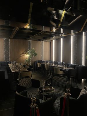 V's Paradise by null