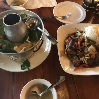 Thai Paradise - Thai Near Me - Folsom, California Thai Paradise - Thai Near Me - Folsom, California
