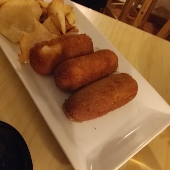 Más Al Sur - Croquetta at Más Al Sur - Spanish Near Me - Madrid, M Más Al Sur - Croquetta at Más Al Sur - Spanish Near Me - Madrid, M