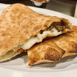 Mici Italian - Pietro Calzone