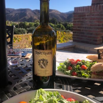 Robert Renzoni Vineyards - Wineries Near Me - Temecula, California