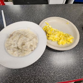 Canal Wigwam - Biscuits and gravy - Diners Near Me - Canal Winchester, Ohio Canal Wigwam - Biscuits and gravy - Diners Near Me - Canal Winchester, Ohio