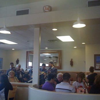 El Charritos - New Mexican Cuisine Near Me - Albuquerque, New Mexico
