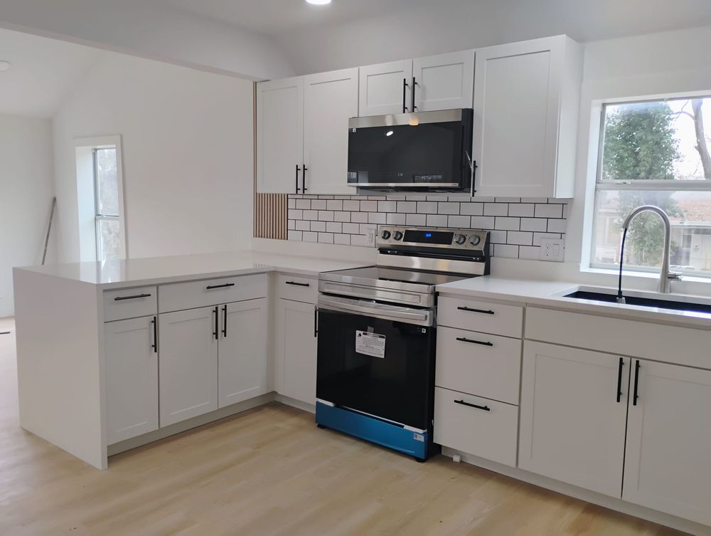 Slide of Sun Life Construction