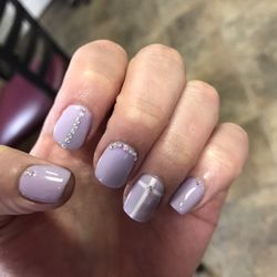 The Nail Bar - Loving my Easter nails done by Que!! Thanks mama