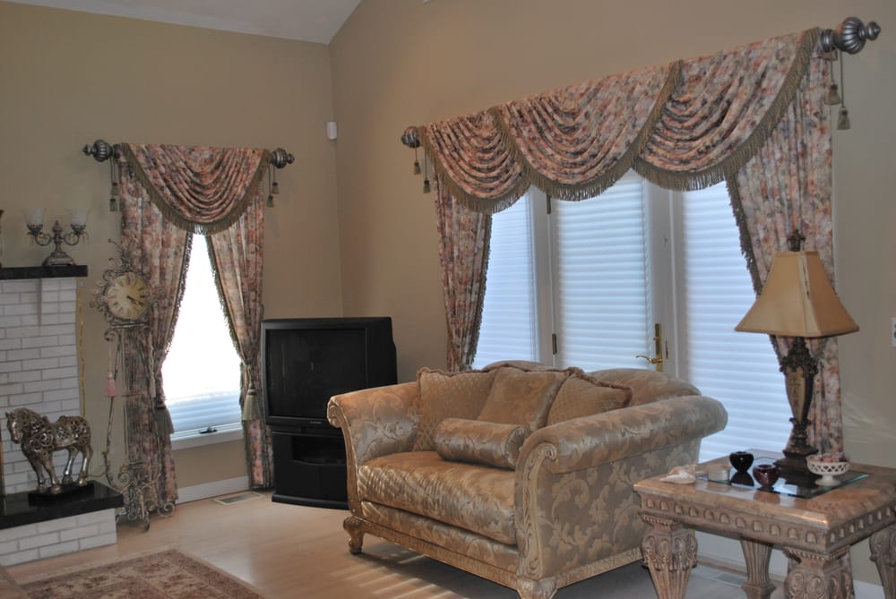 Bob Frances Interiors - upholstery in North Providence, RI