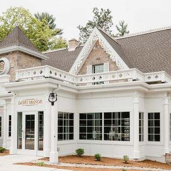 Dawn Manor Restaurant, Bar & Speakeasy