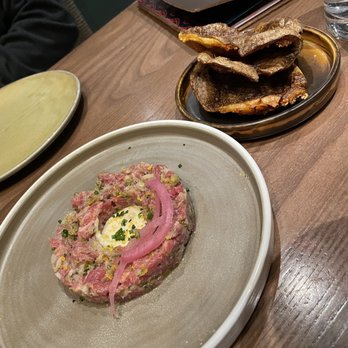 Brazen - Beef tartare (comes with potato skins) - Canadian (New) Near Me - Banff, Alberta Brazen - Beef tartare (comes with potato skins) - Canadian (New) Near Me - Banff, Alberta