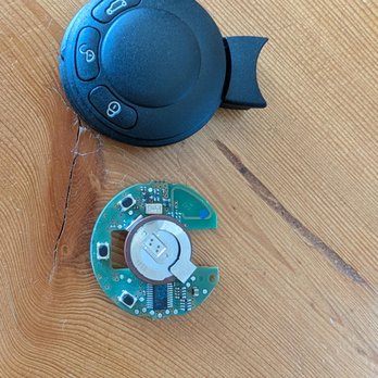 Micro Soldering LAB - Mini Cooper key fob circuit board - Electronics Repair Near Me - Escondido, California