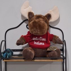 Santa Claus Christmas Store - We get a Moose every year