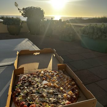 J J's Pizza - Pizza Near Me - Cambria, California J J's Pizza - Pizza Near Me - Cambria, California