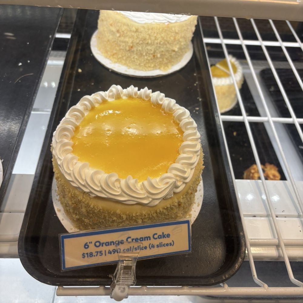 Zippy's Nimitz - Seasonal Orange Cream Cake - Diners Near Me - Honolulu, Hawaii Zippy's Nimitz - Seasonal Orange Cream Cake - Diners Near Me - Honolulu, Hawaii